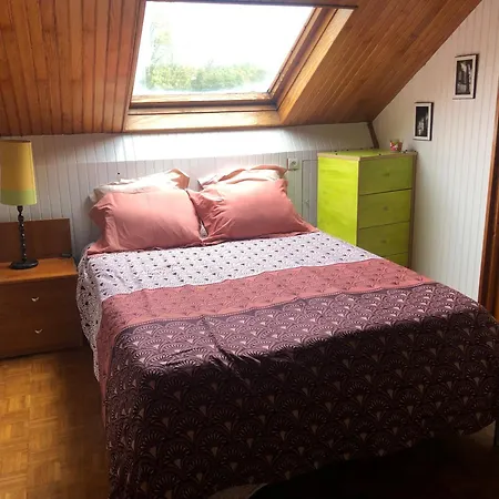 - Paris - Disneyland Marne La Vallee * Chelles (Seine-et-Marne)